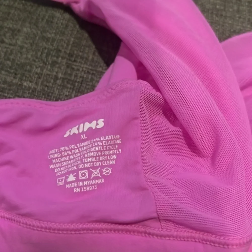 Skims Fit Everybody Crossover Bralette - Picture 11 of 15